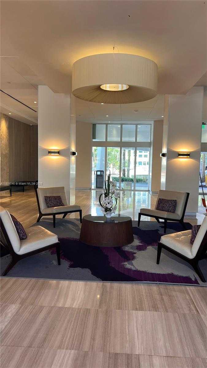Small Image of 100 BAYVIEW DR #1919, Sunny Isles Beach Number 16