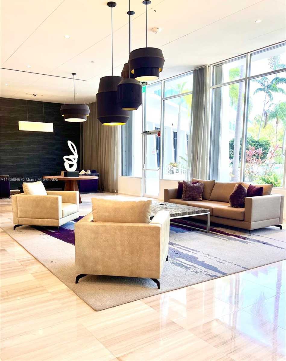 Small Image of 100 BAYVIEW DR #1919, Sunny Isles Beach Number 34