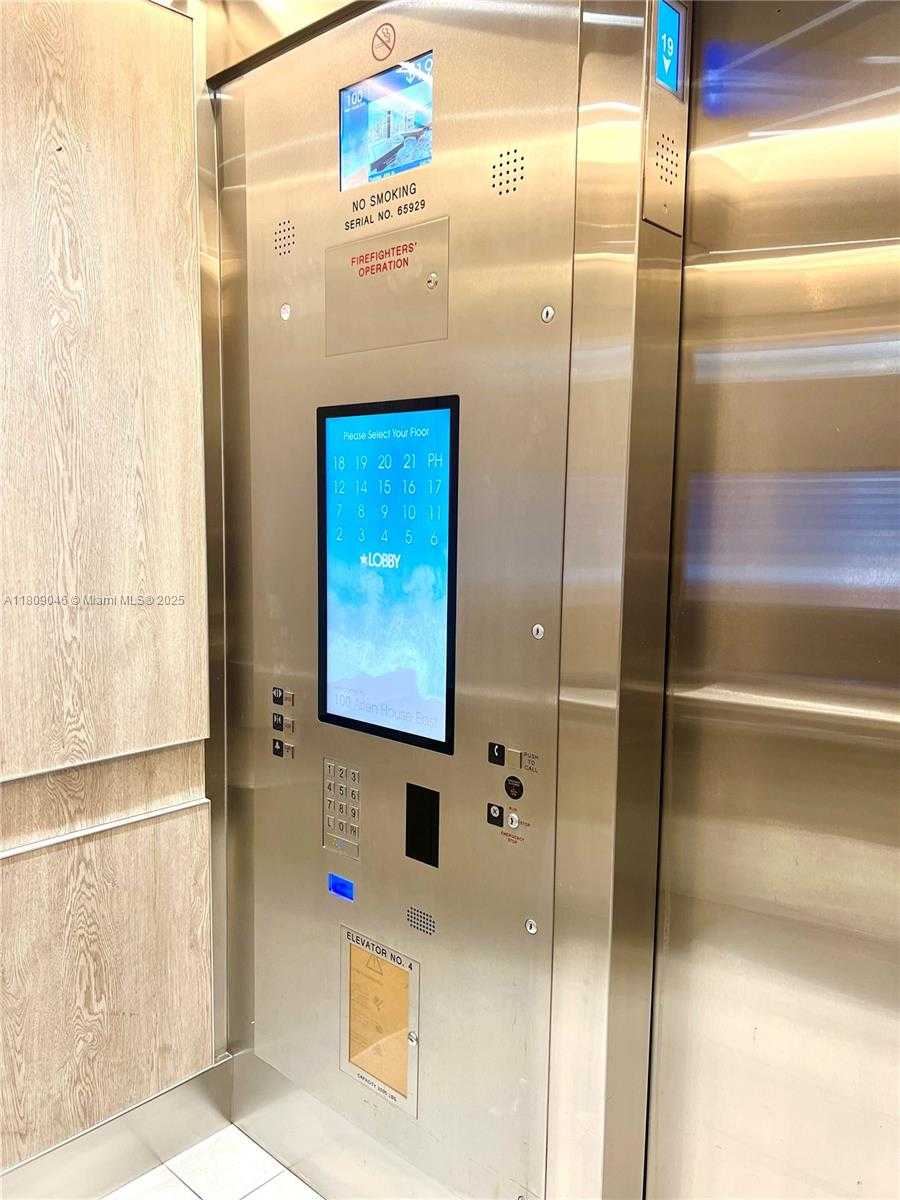 Small Image of 100 BAYVIEW DR #1919, Sunny Isles Beach Number 37