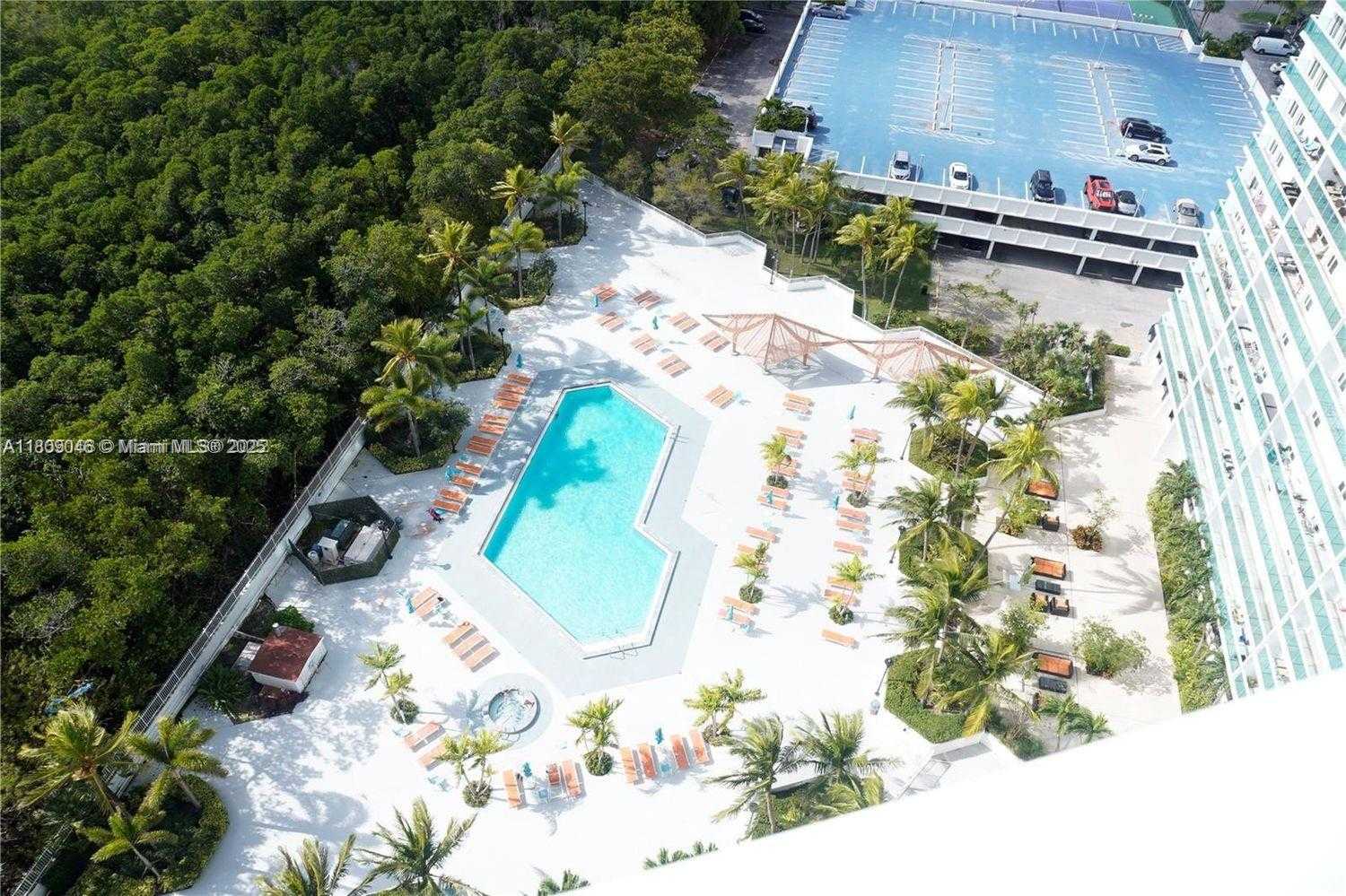 Small Image of 100 BAYVIEW DR #1919, Sunny Isles Beach Number 5