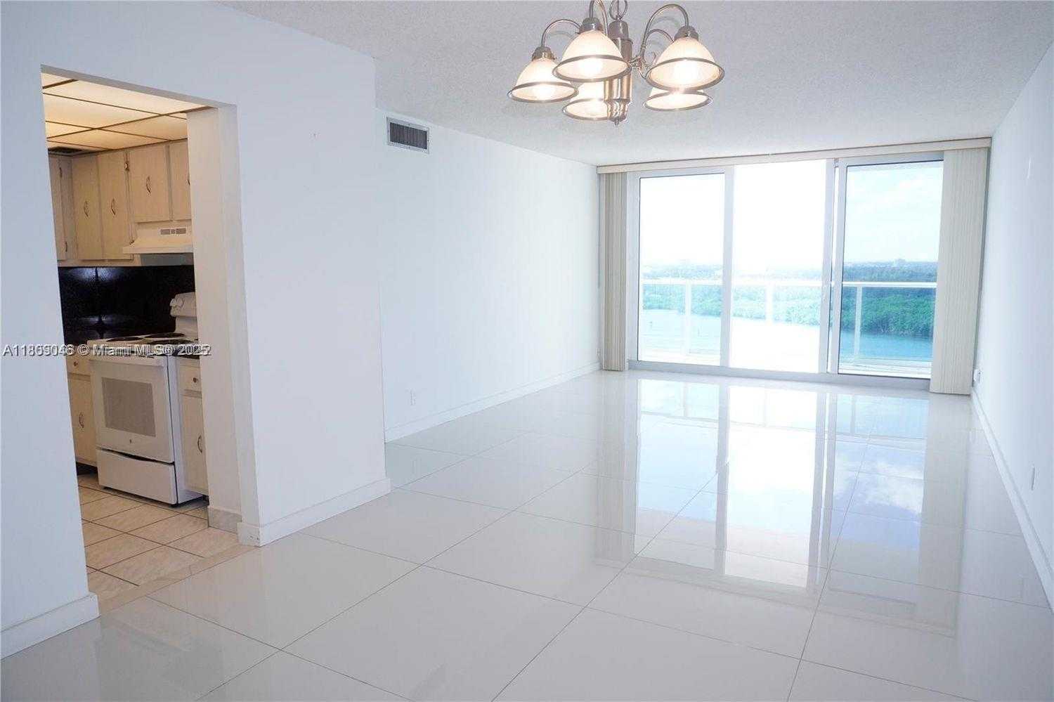 Small Image of 100 BAYVIEW DR #1919, Sunny Isles Beach Number 7