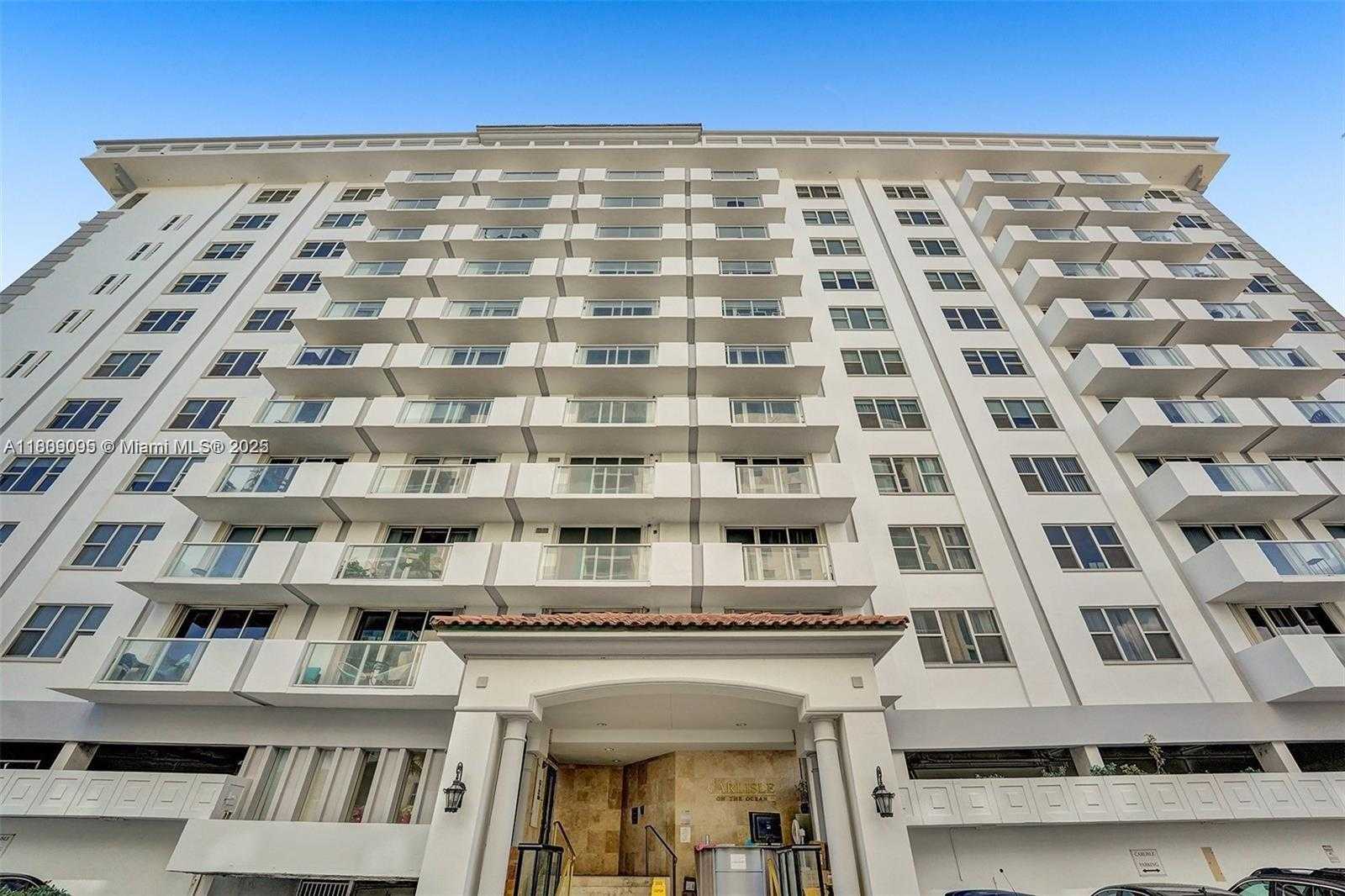 Small Image of 9195 COLLINS AVE #304, Surfside Number 28