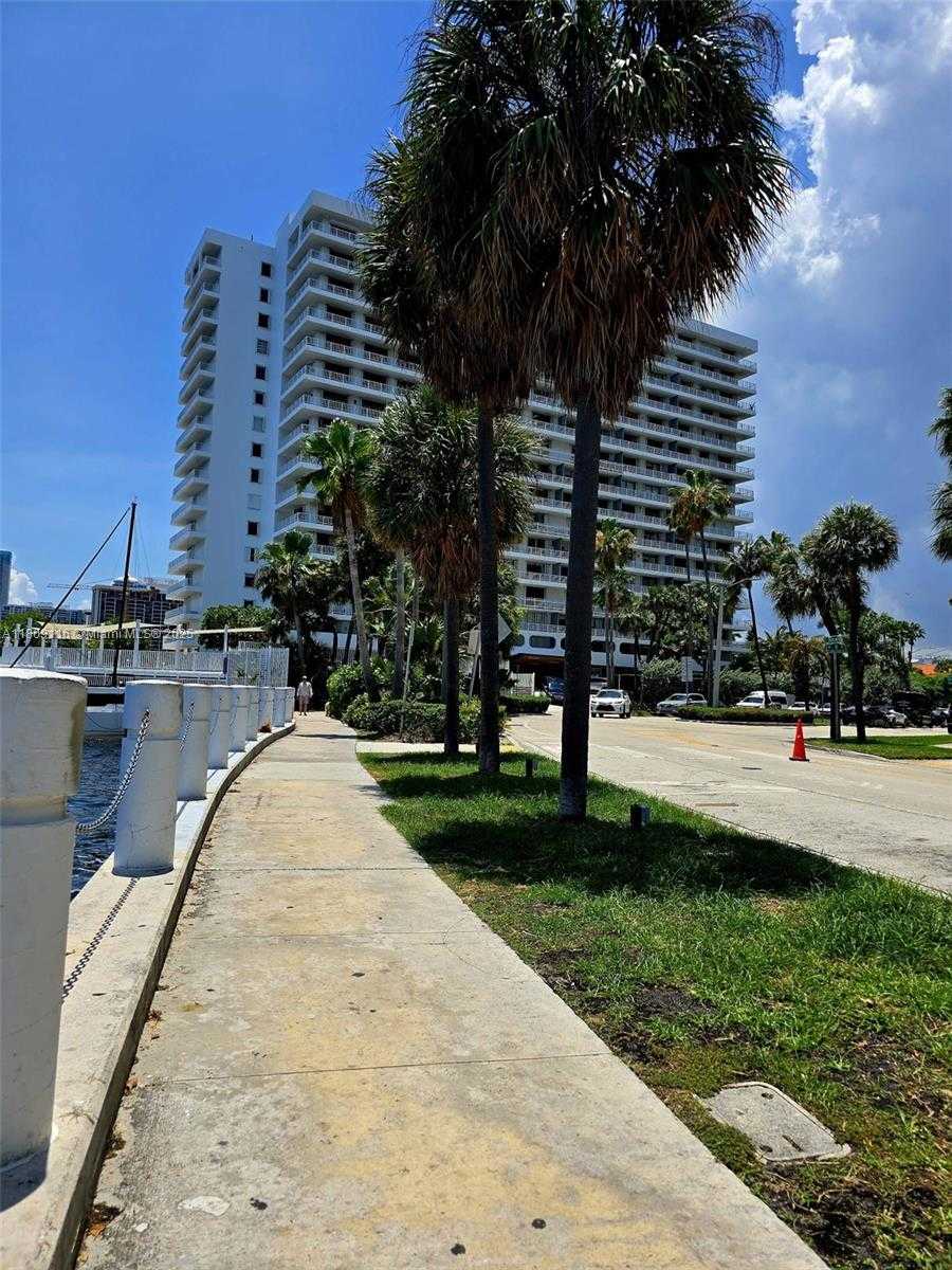 Small Image of 200 SOUTH EAST 15TH RD #6B, Miami Number 31