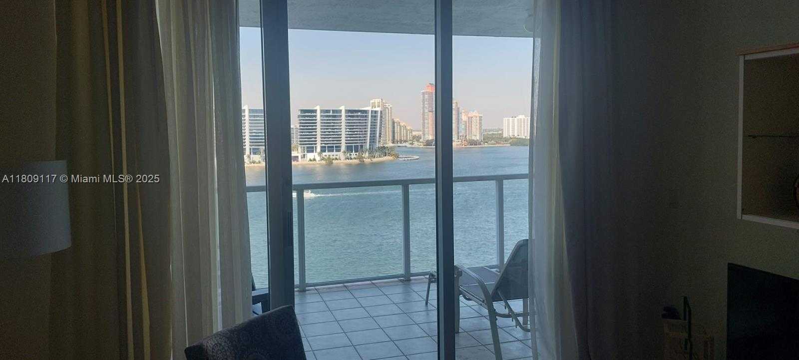 Small Image of 18100 NORTH BAY RD #PH7, Sunny Isles Beach Number 13