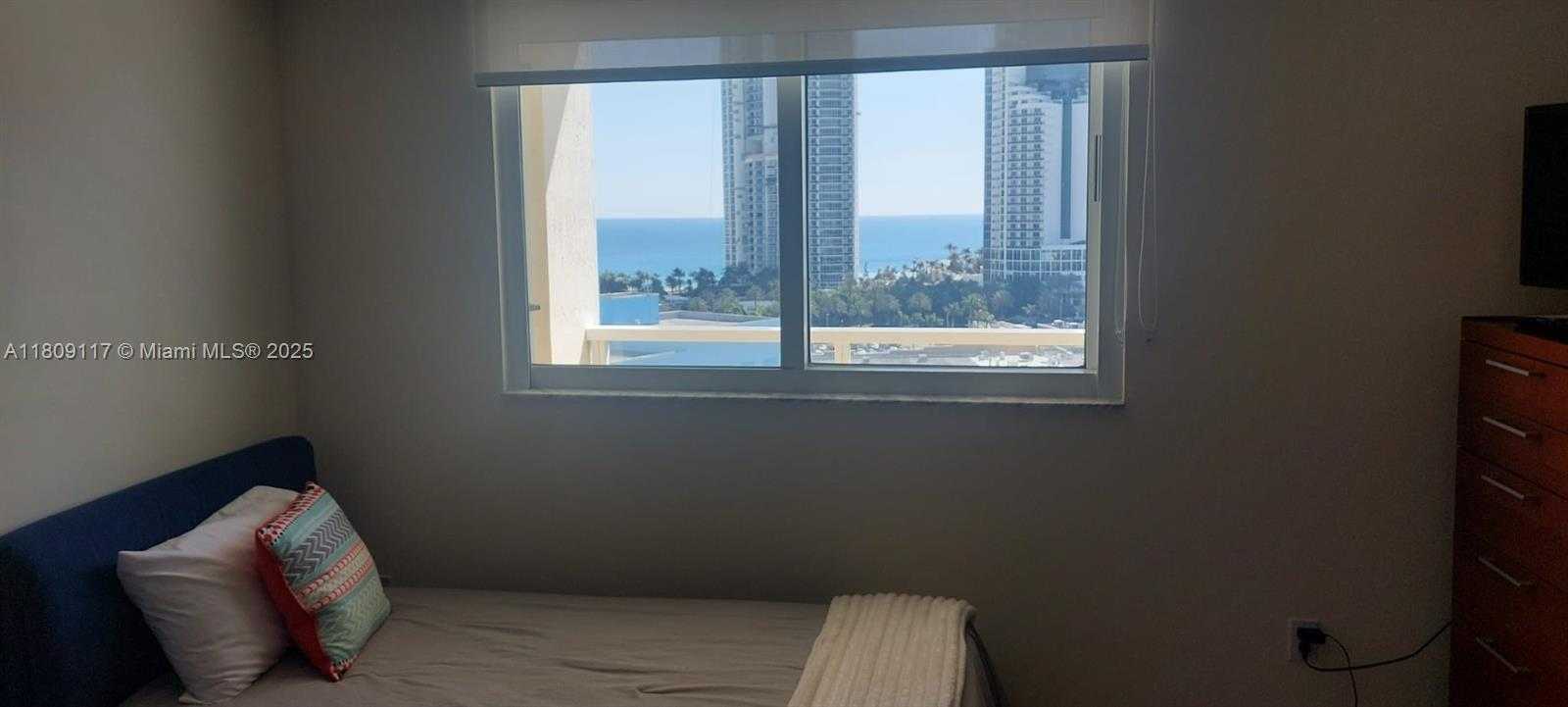 Small Image of 18100 NORTH BAY RD #PH7, Sunny Isles Beach Number 22