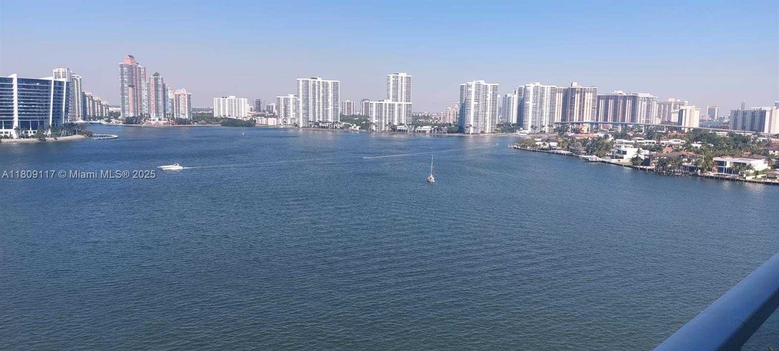Small Image of 18100 NORTH BAY RD #PH7, Sunny Isles Beach Number 26