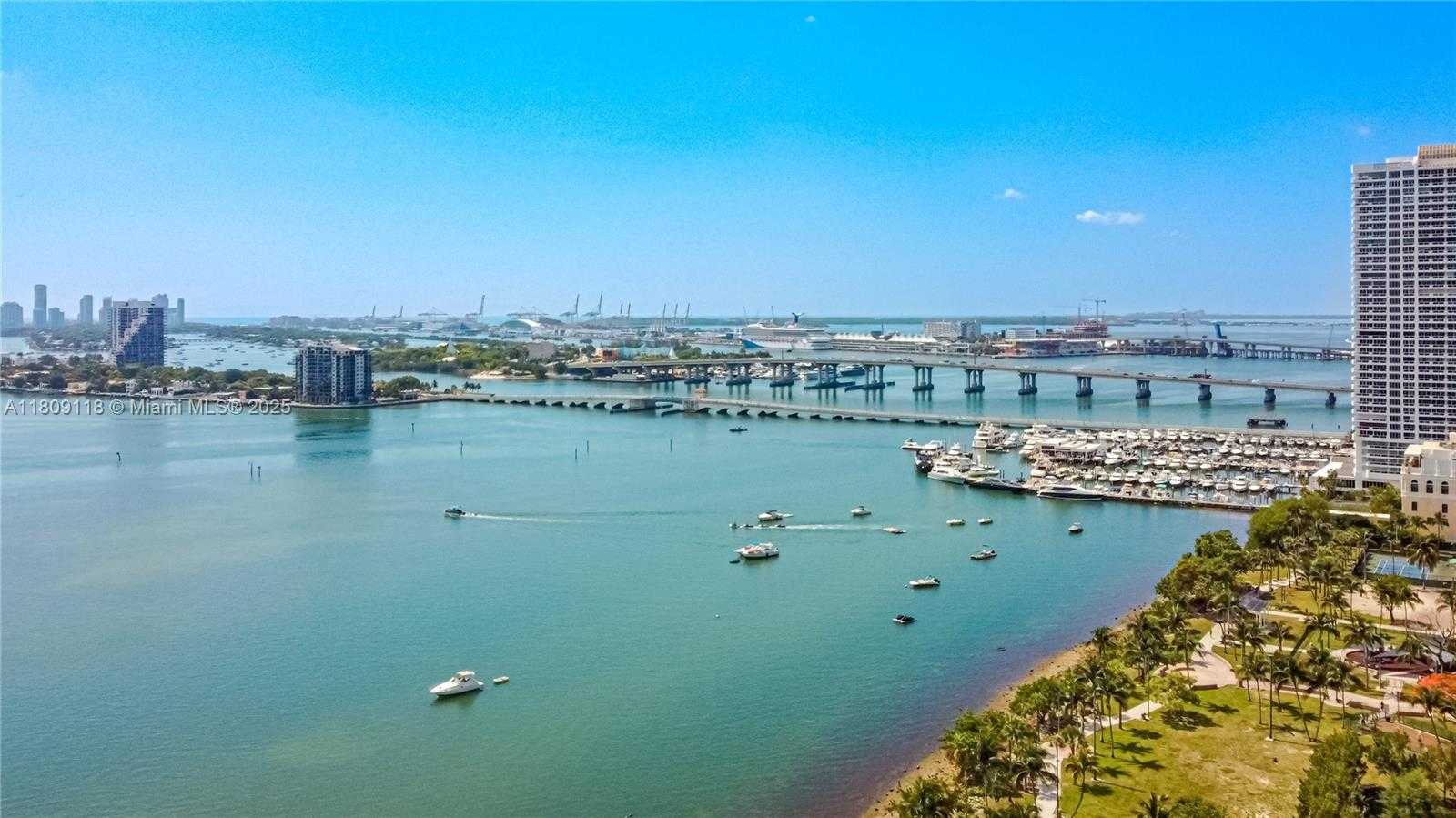Small Image of 1800 NORTH BAYSHORE DR #3414, Miami Number 10
