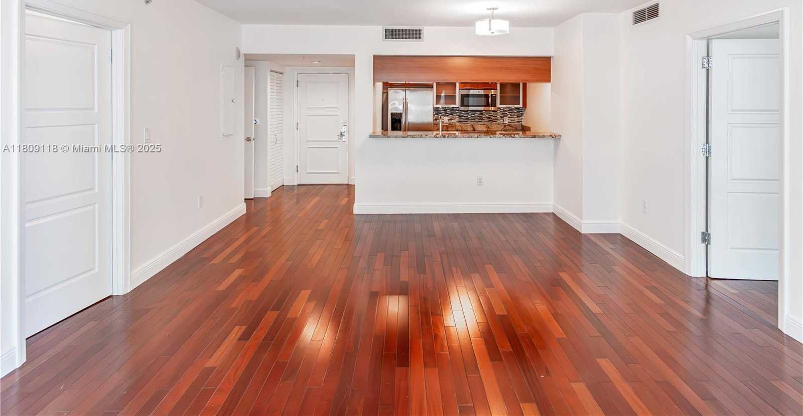 Small Image of 1800 NORTH BAYSHORE DR #3414, Miami Number 18