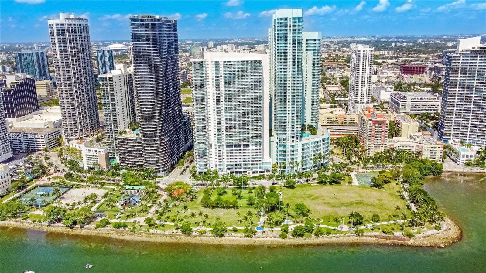 Small Image of 1800 NORTH BAYSHORE DR #3414, Miami Number 2