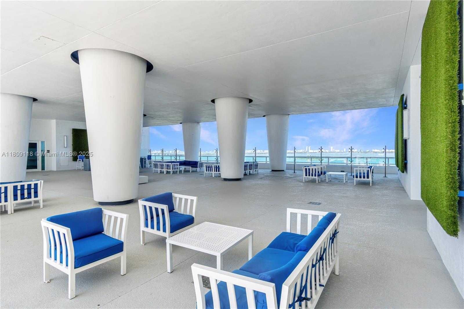 Small Image of 1800 NORTH BAYSHORE DR #3414, Miami Number 33