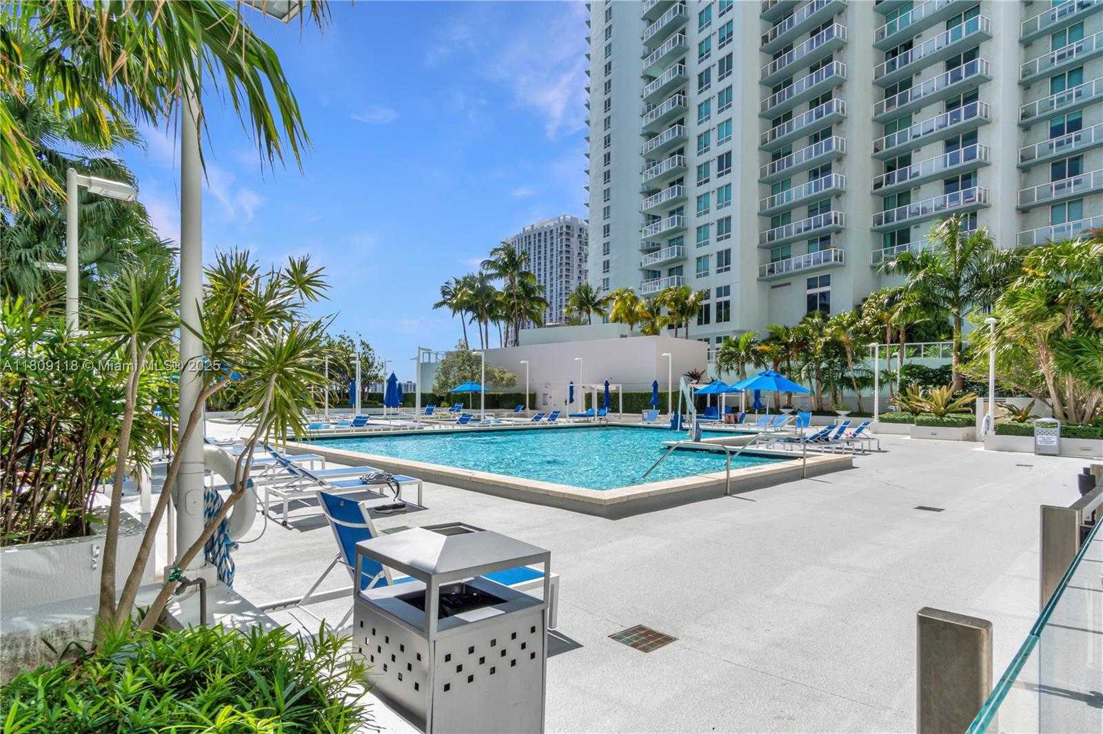 Small Image of 1800 NORTH BAYSHORE DR #3414, Miami Number 35