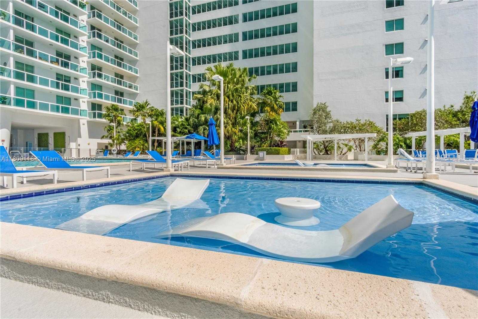 Small Image of 1800 NORTH BAYSHORE DR #3414, Miami Number 36