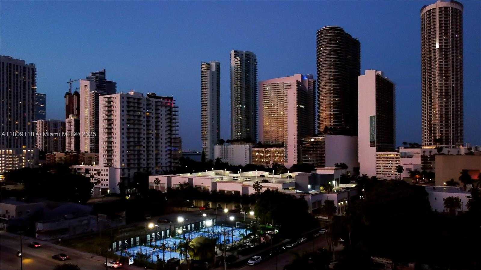 Small Image of 1800 NORTH BAYSHORE DR #3414, Miami Number 51