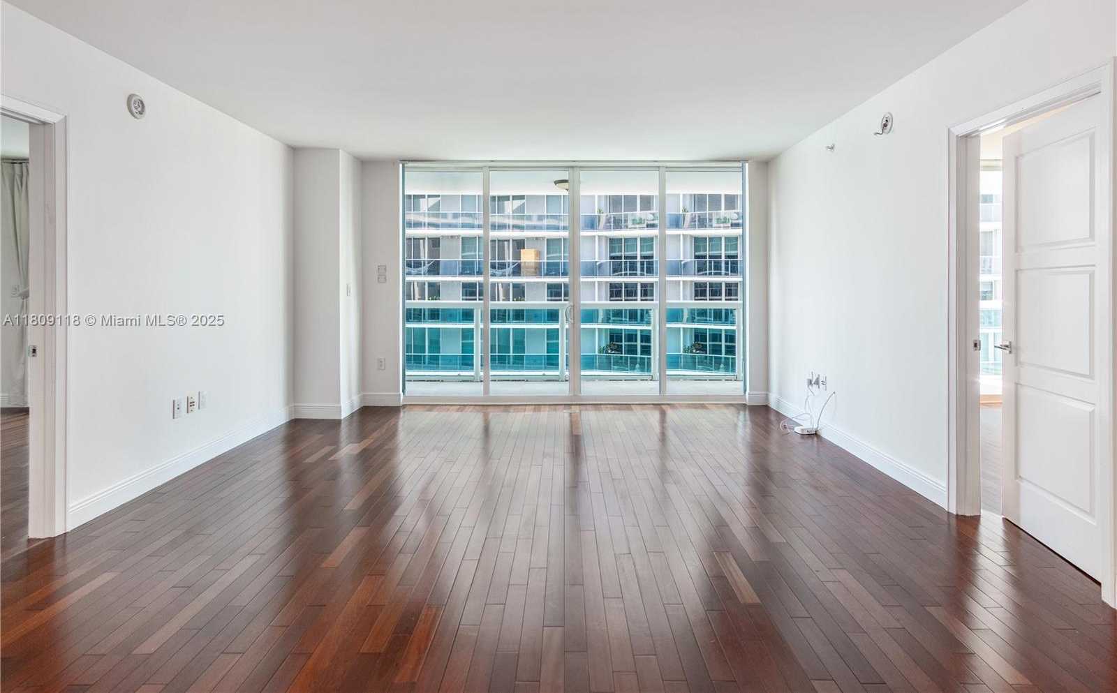 Small Image of 1800 NORTH BAYSHORE DR #3414, Miami Number 6