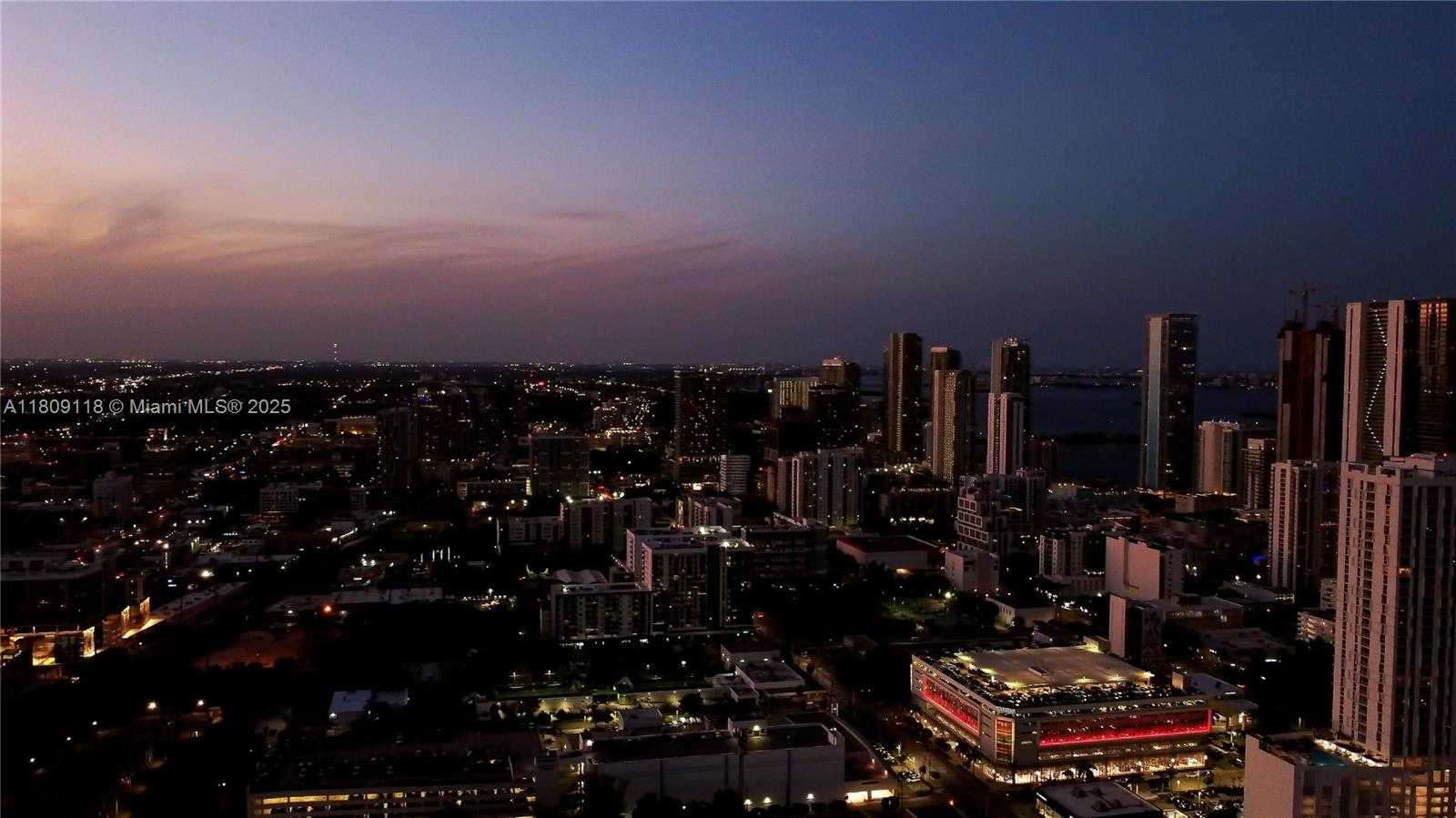 Small Image of 1800 NORTH BAYSHORE DR #3414, Miami Number 65