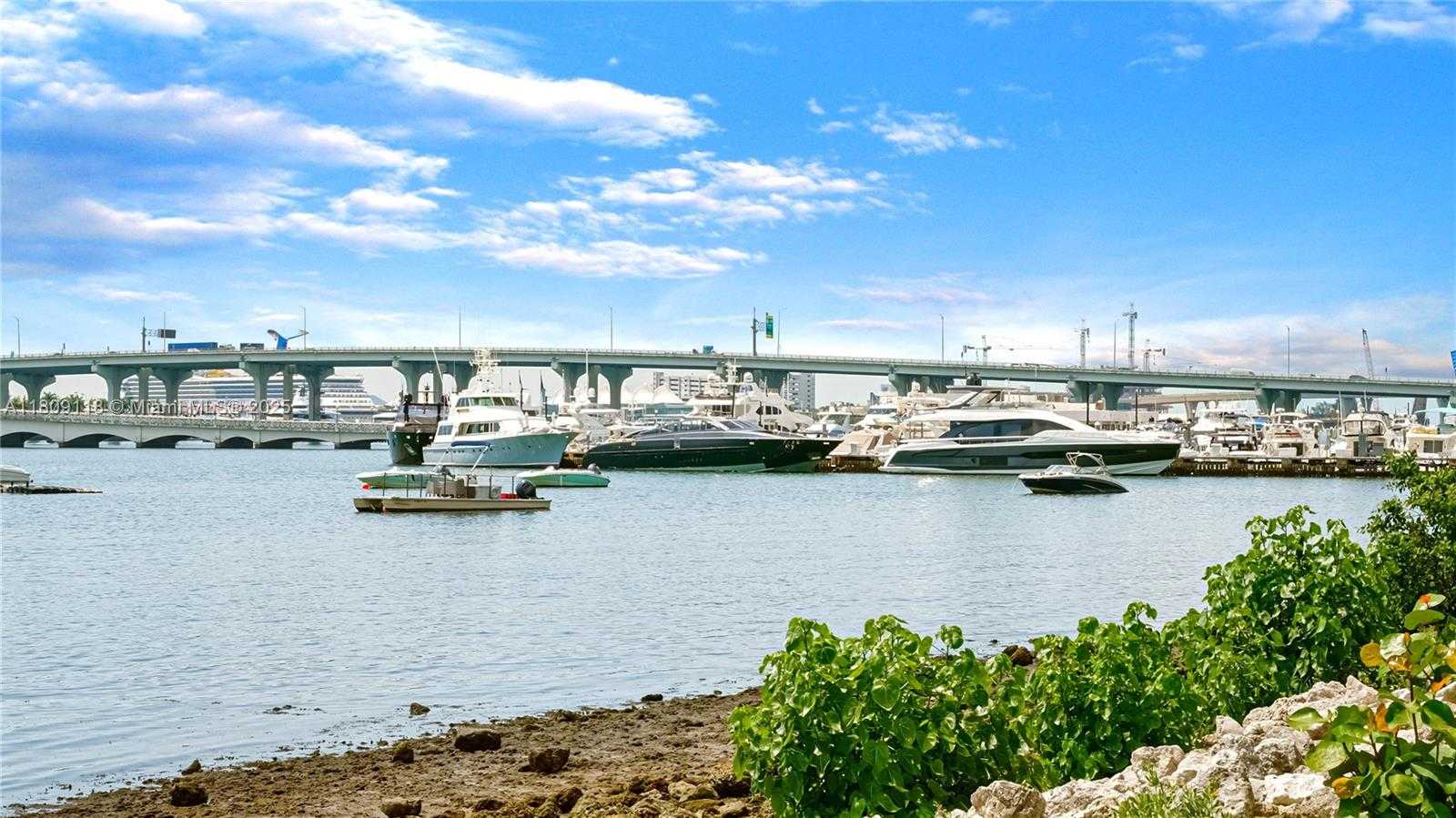Small Image of 1800 NORTH BAYSHORE DR #3414, Miami Number 69