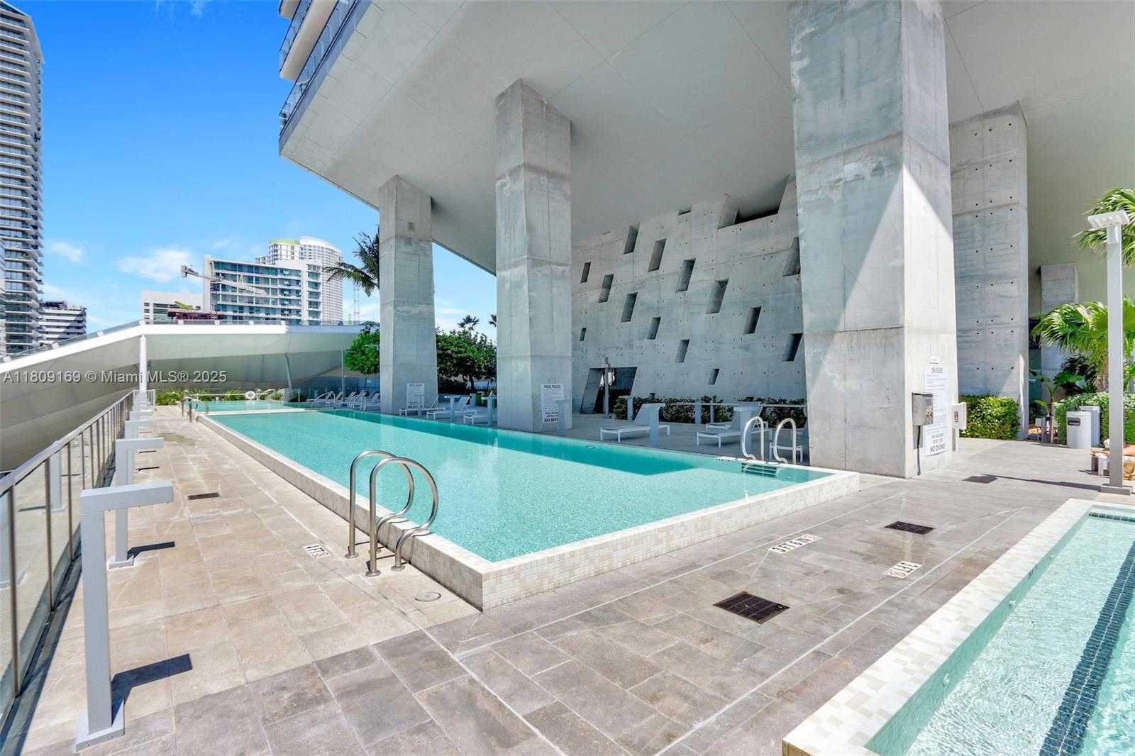 Small Image of 68 SOUTH EAST 6TH ST #1203, Miami Number 12