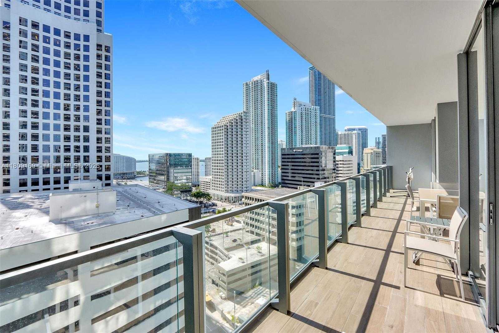 Small Image of 68 SOUTH EAST 6TH ST #1203, Miami Number 4