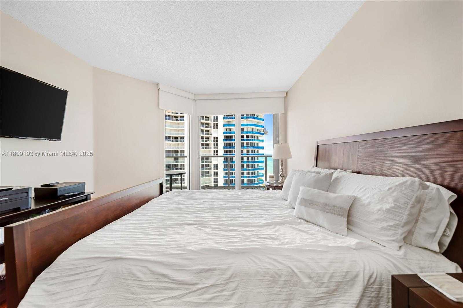 Small Image of 16445 COLLINS AVE #2226, Sunny Isles Beach Number 16