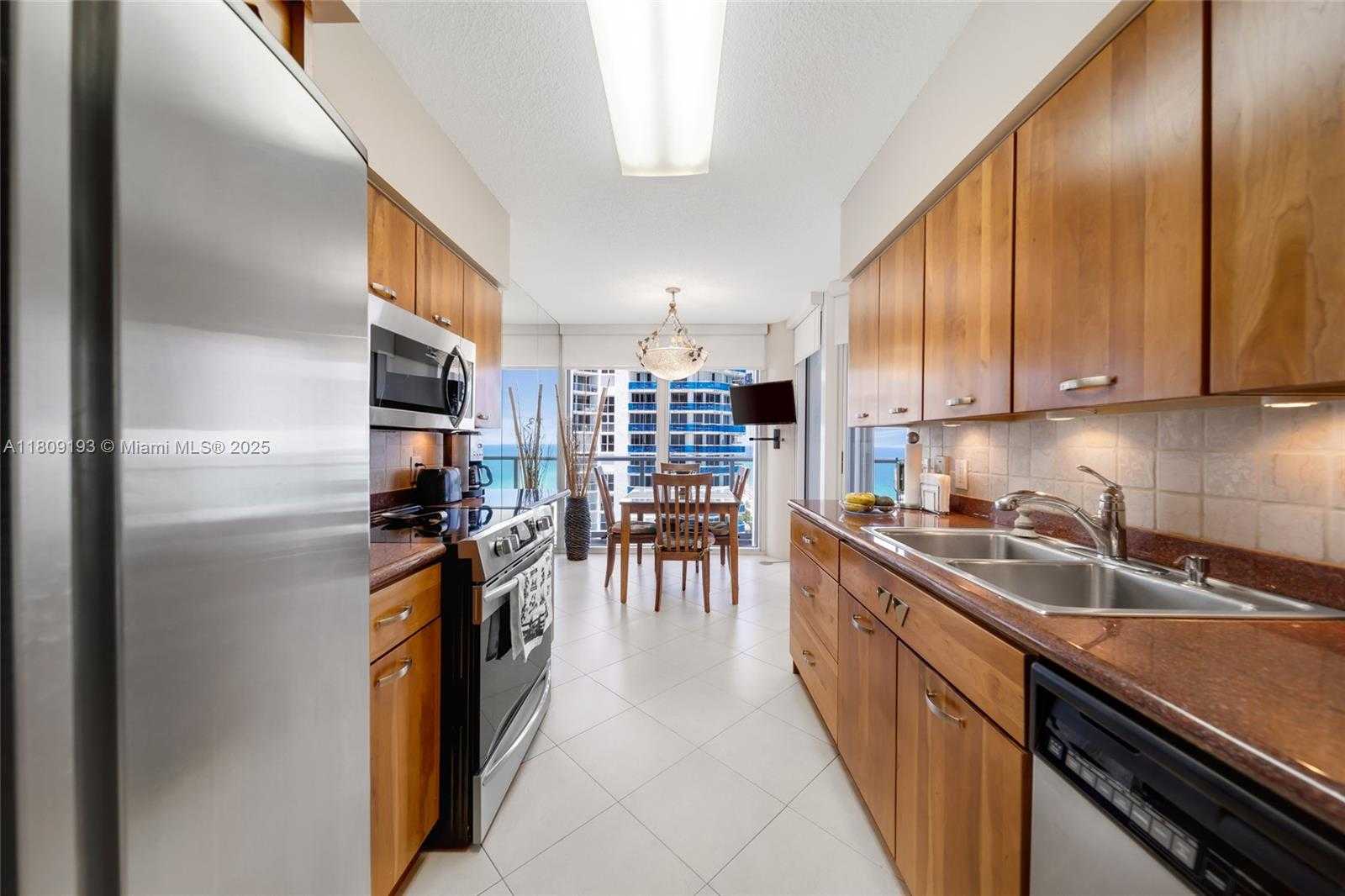 Small Image of 16445 COLLINS AVE #2226, Sunny Isles Beach Number 33