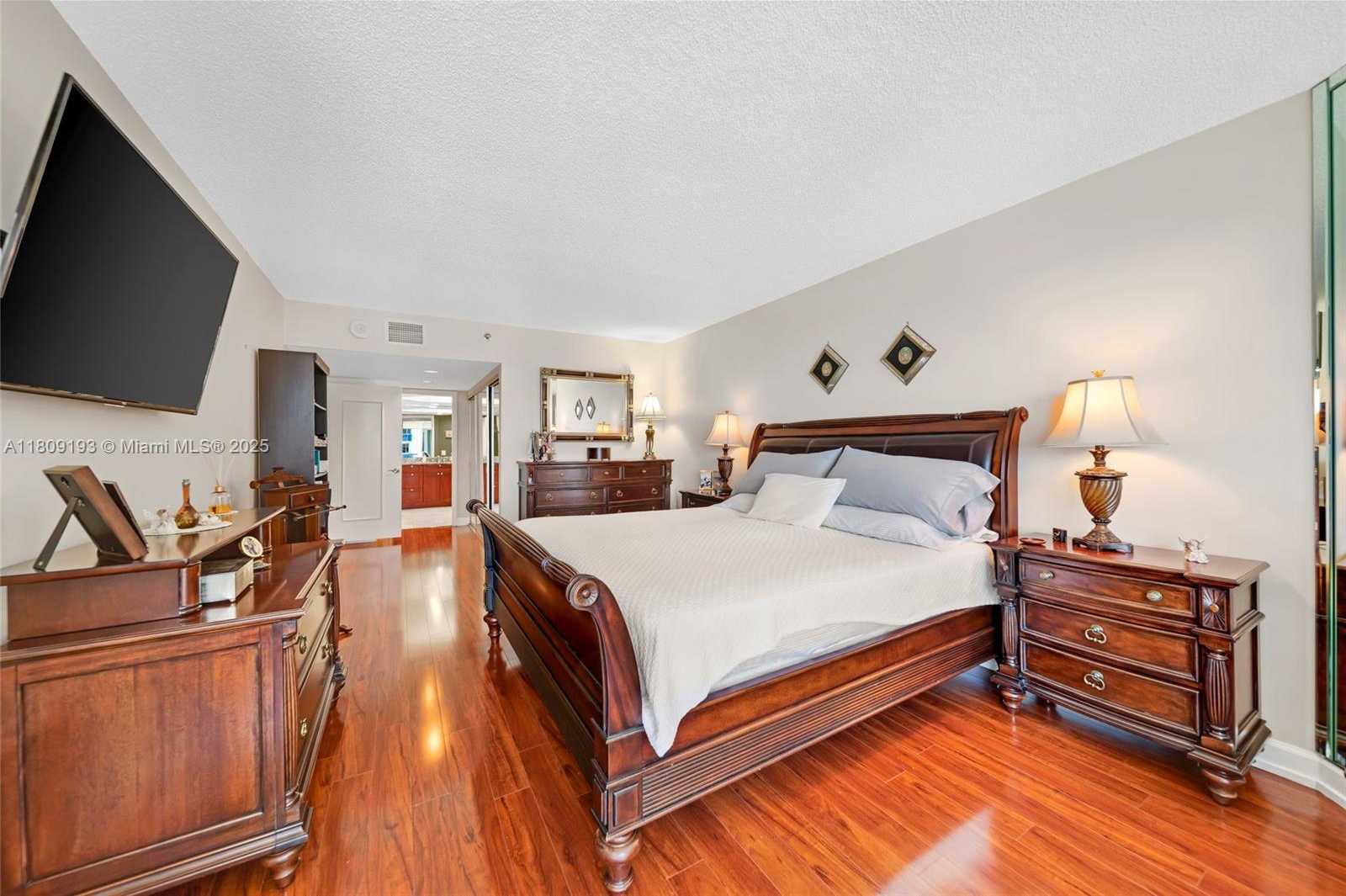 Small Image of 16445 COLLINS AVE #2226, Sunny Isles Beach Number 8