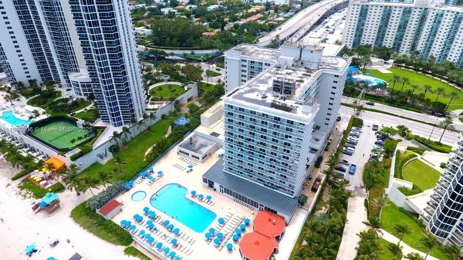 Small Image of 19201 COLLINS AVE #427, Sunny Isles Beach Number 12