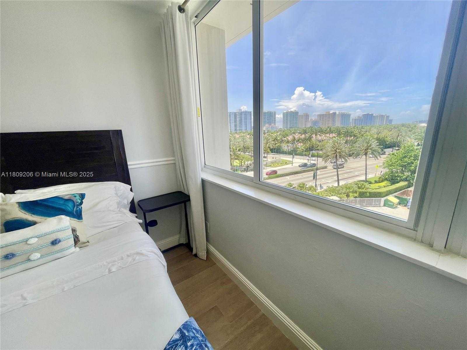 Small Image of 19201 COLLINS AVE #427, Sunny Isles Beach Number 16