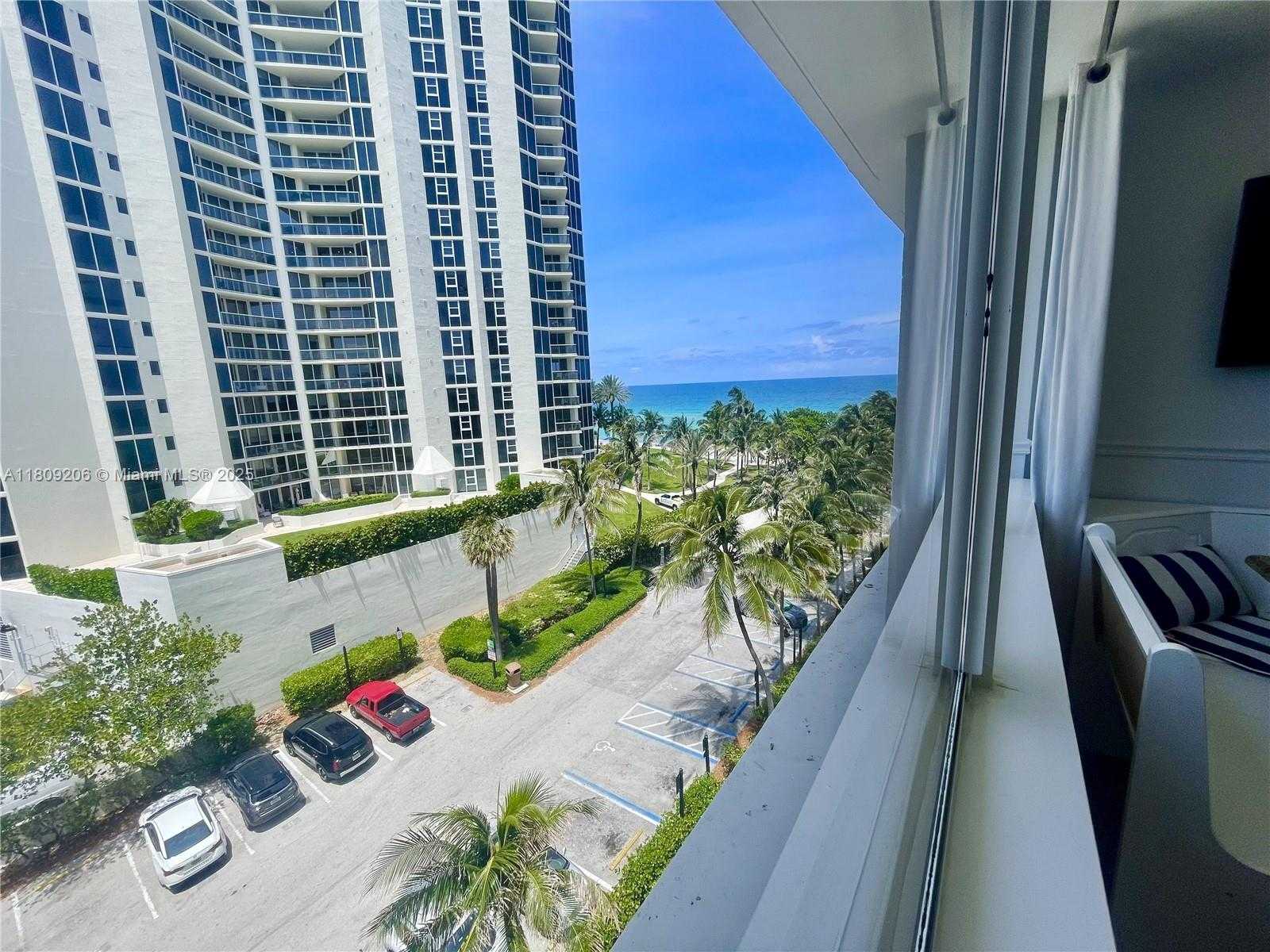 Small Image of 19201 COLLINS AVE #427, Sunny Isles Beach Number 2