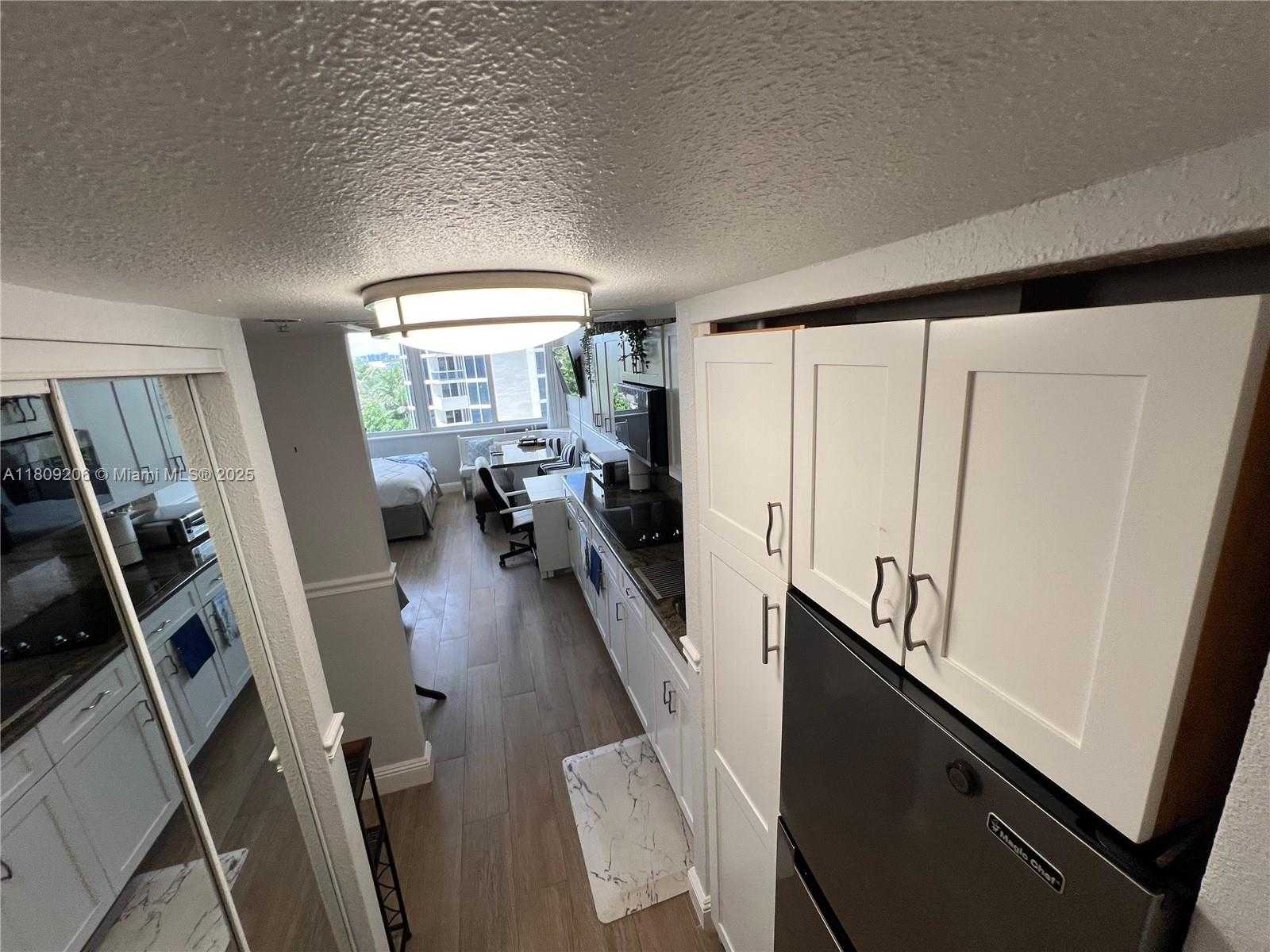Small Image of 19201 COLLINS AVE #427, Sunny Isles Beach Number 44