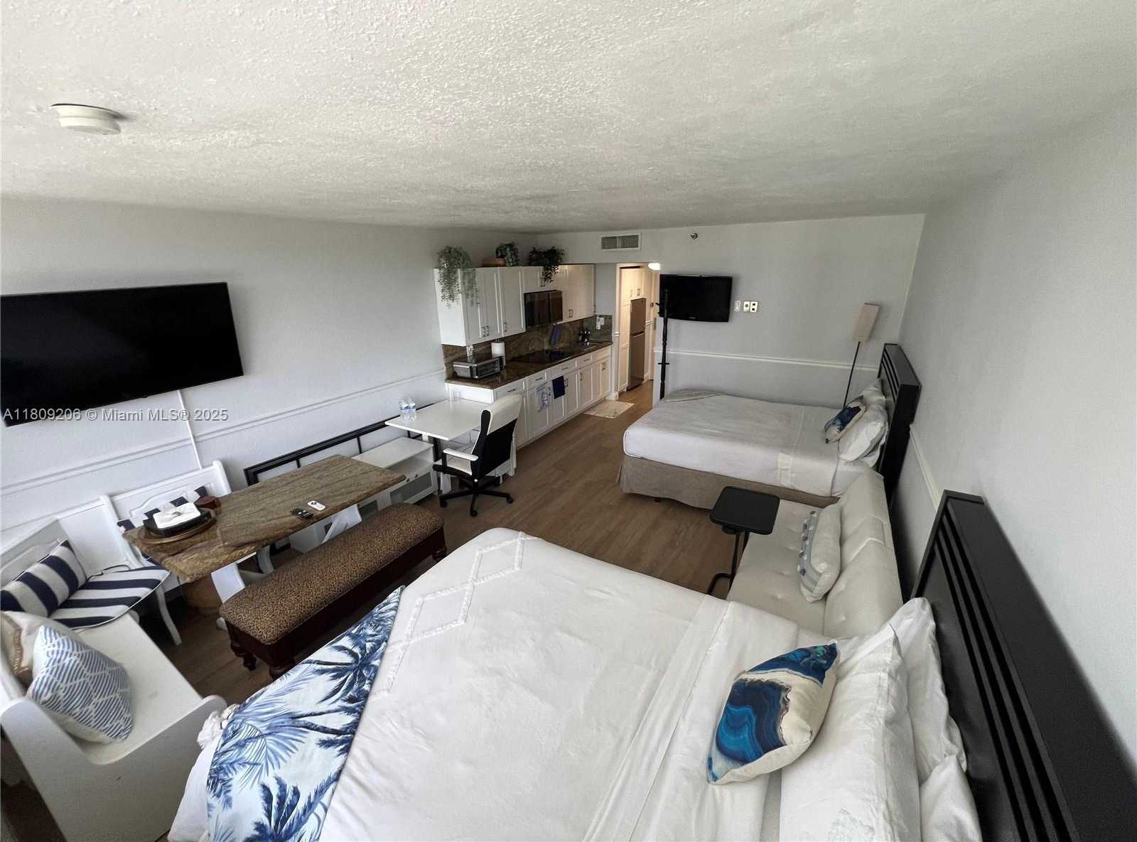 Small Image of 19201 COLLINS AVE #427, Sunny Isles Beach Number 50