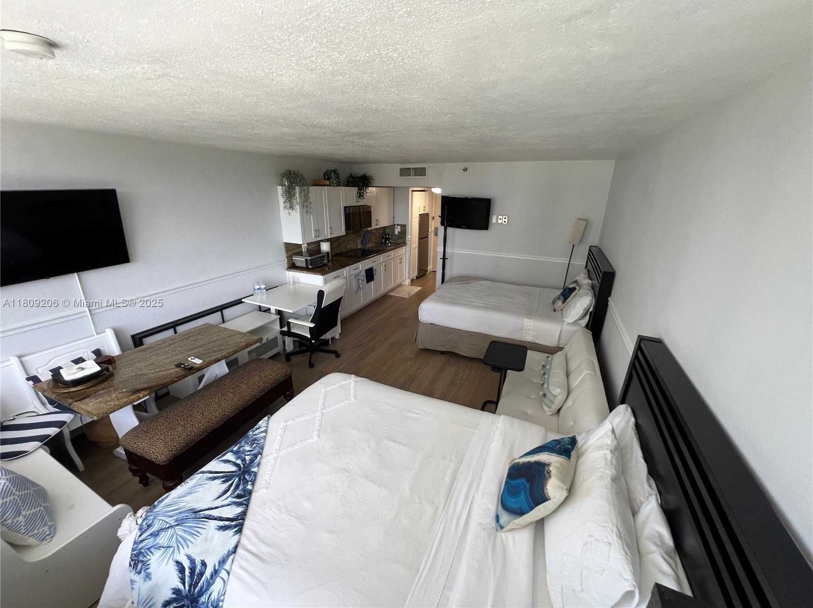 Small Image of 19201 COLLINS AVE #427, Sunny Isles Beach Number 53