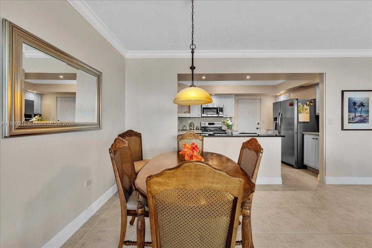 Small Image of 3111 NORTH OCEAN DR #904, Hollywood Number 11