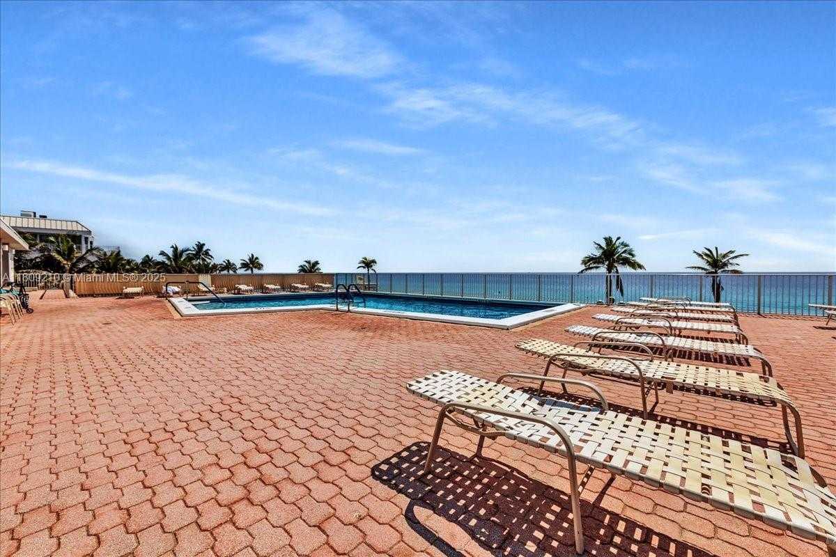 Small Image of 3111 NORTH OCEAN DR #904, Hollywood Number 33