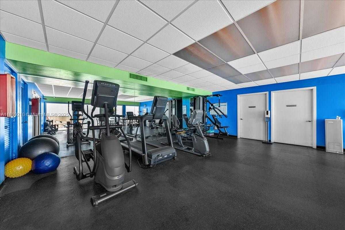 Small Image of 3111 NORTH OCEAN DR #904, Hollywood Number 36