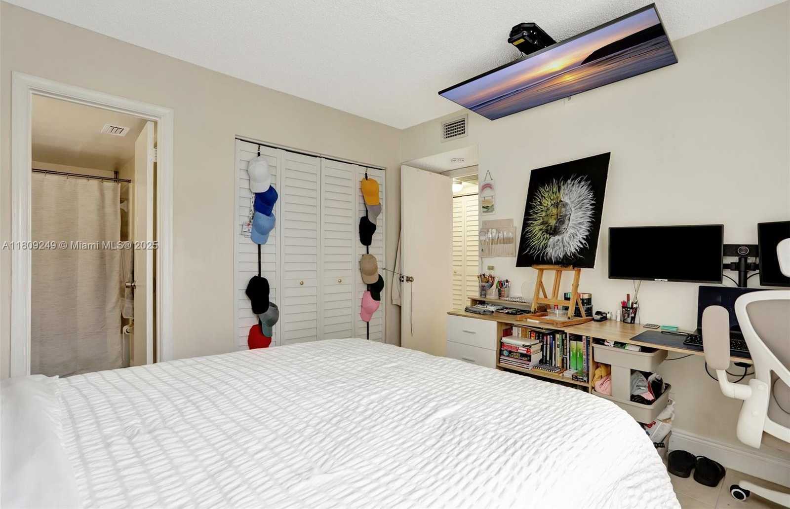 Small Image of 826 TWIN LAKES DR #18-D, Coral Springs Number 19