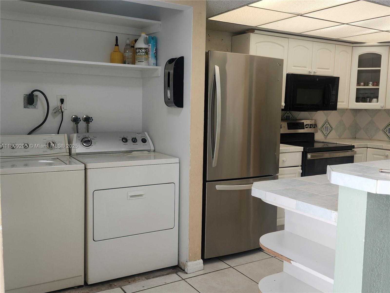 Small Image of 1061 NORTH WEST 80TH AVE #J, Margate Number 25