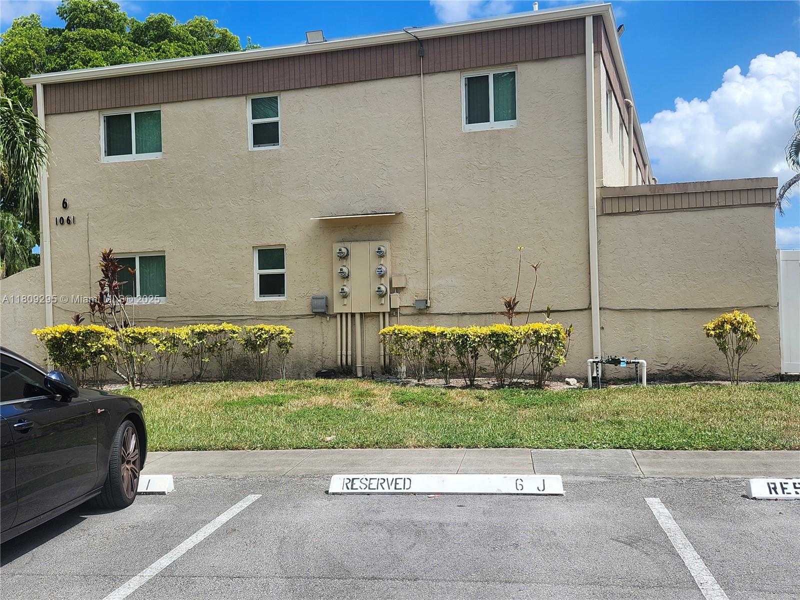 Small Image of 1061 NORTH WEST 80TH AVE #J, Margate Number 5