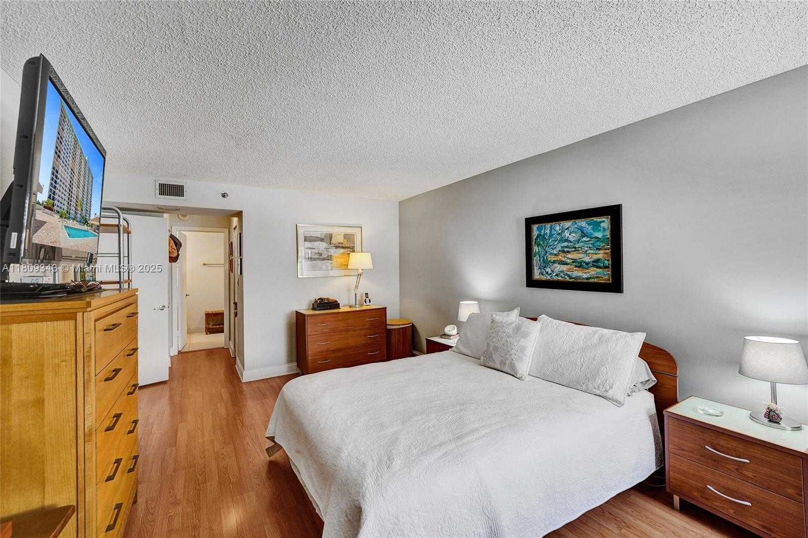 Small Image of 1201 SOUTH OCEAN DR #609S, Hollywood Number 40