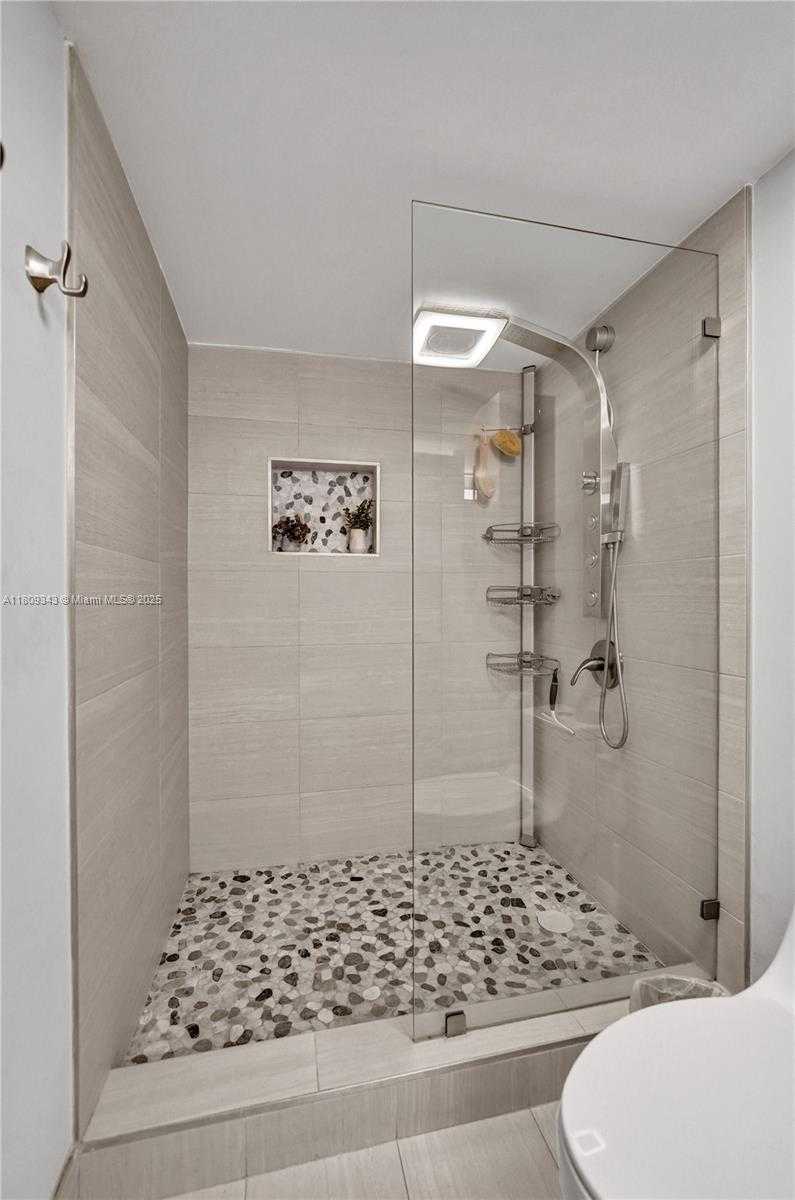Small Image of 1201 SOUTH OCEAN DR #609S, Hollywood Number 44