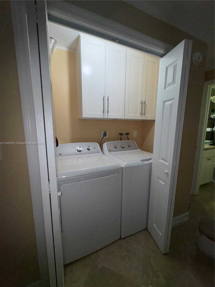 Small Image of 2200 MONROE ST #33, Hollywood Number 11