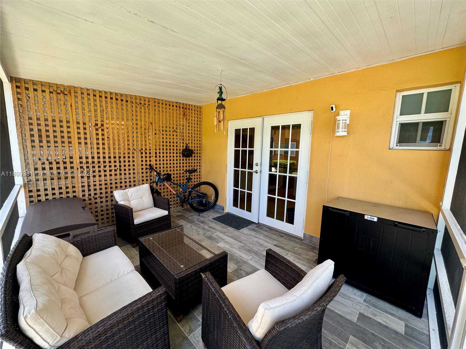 Small Image of 2200 MONROE ST #33, Hollywood Number 23