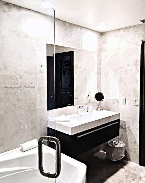 Small Image of 245 POINCIANA DR #505, Sunny Isles Beach Number 10