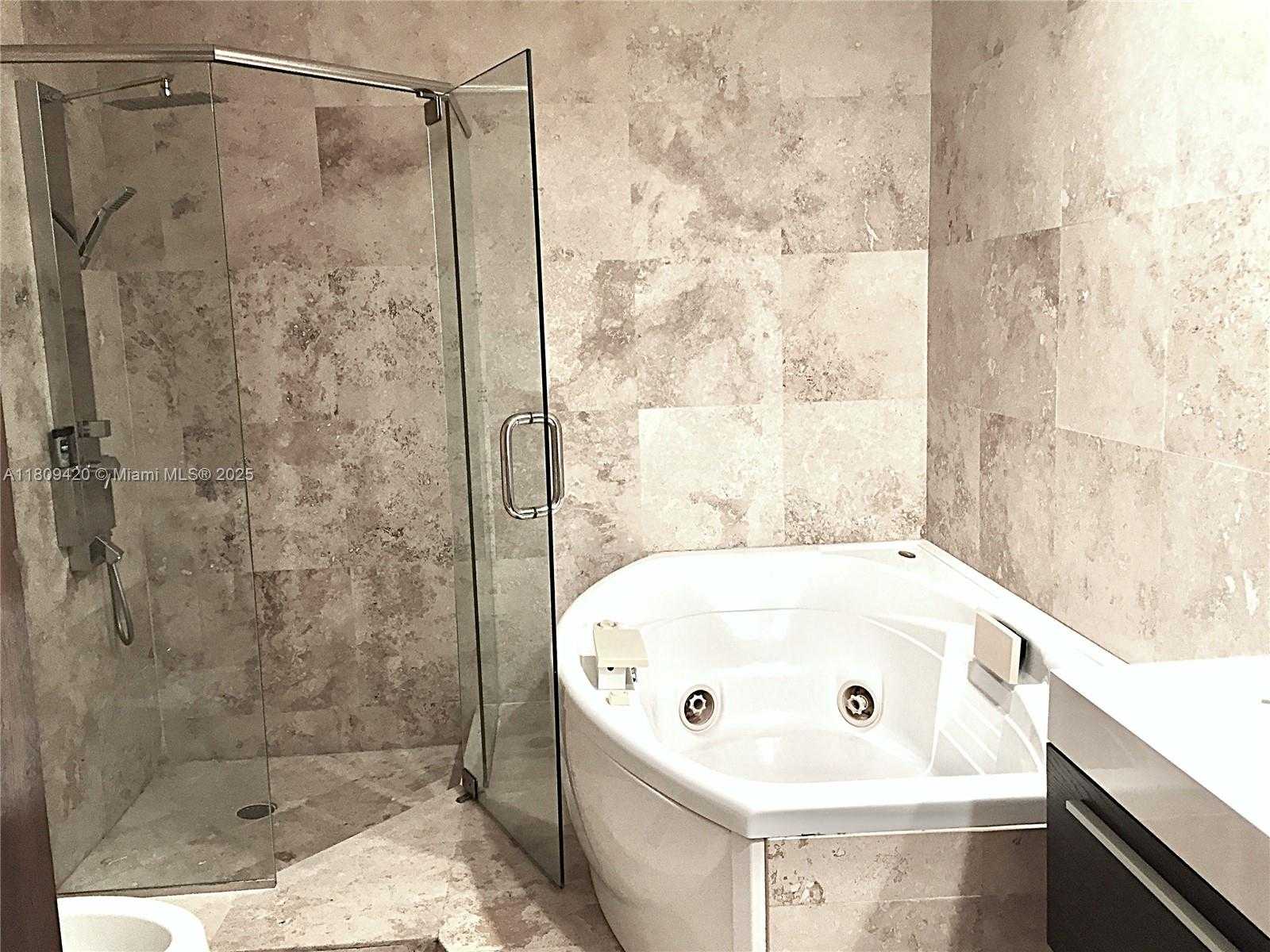 Small Image of 245 POINCIANA DR #505, Sunny Isles Beach Number 12