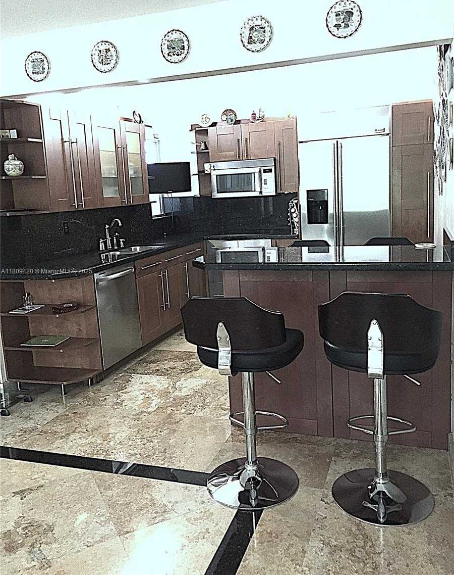 Small Image of 245 POINCIANA DR #505, Sunny Isles Beach Number 5