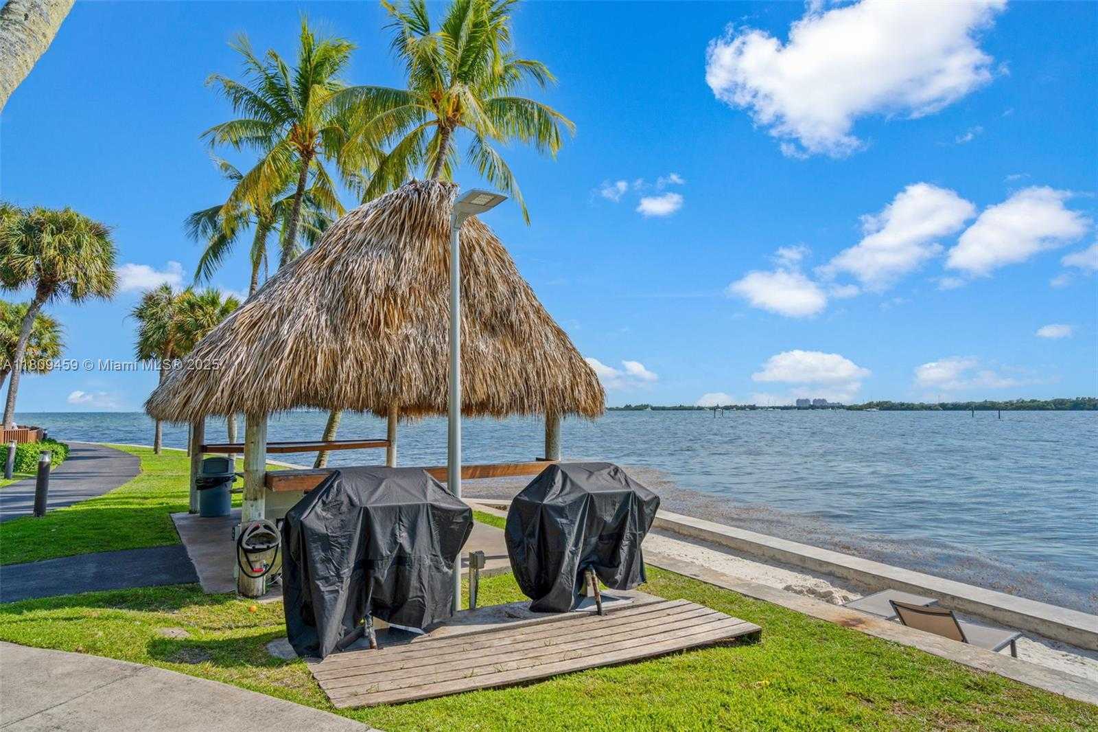 Small Image of 3 GROVE ISLE DR #C1610, Miami Number 20