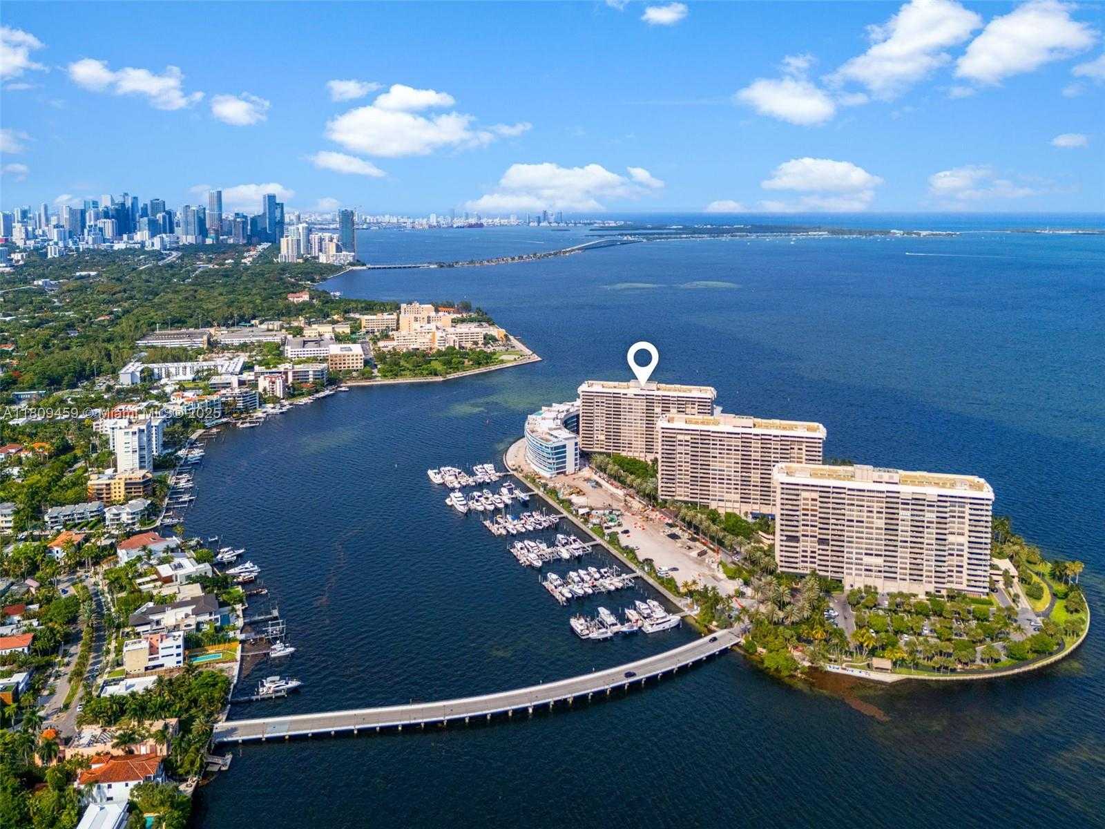 Small Image of 3 GROVE ISLE DR #C1610, Miami Number 32