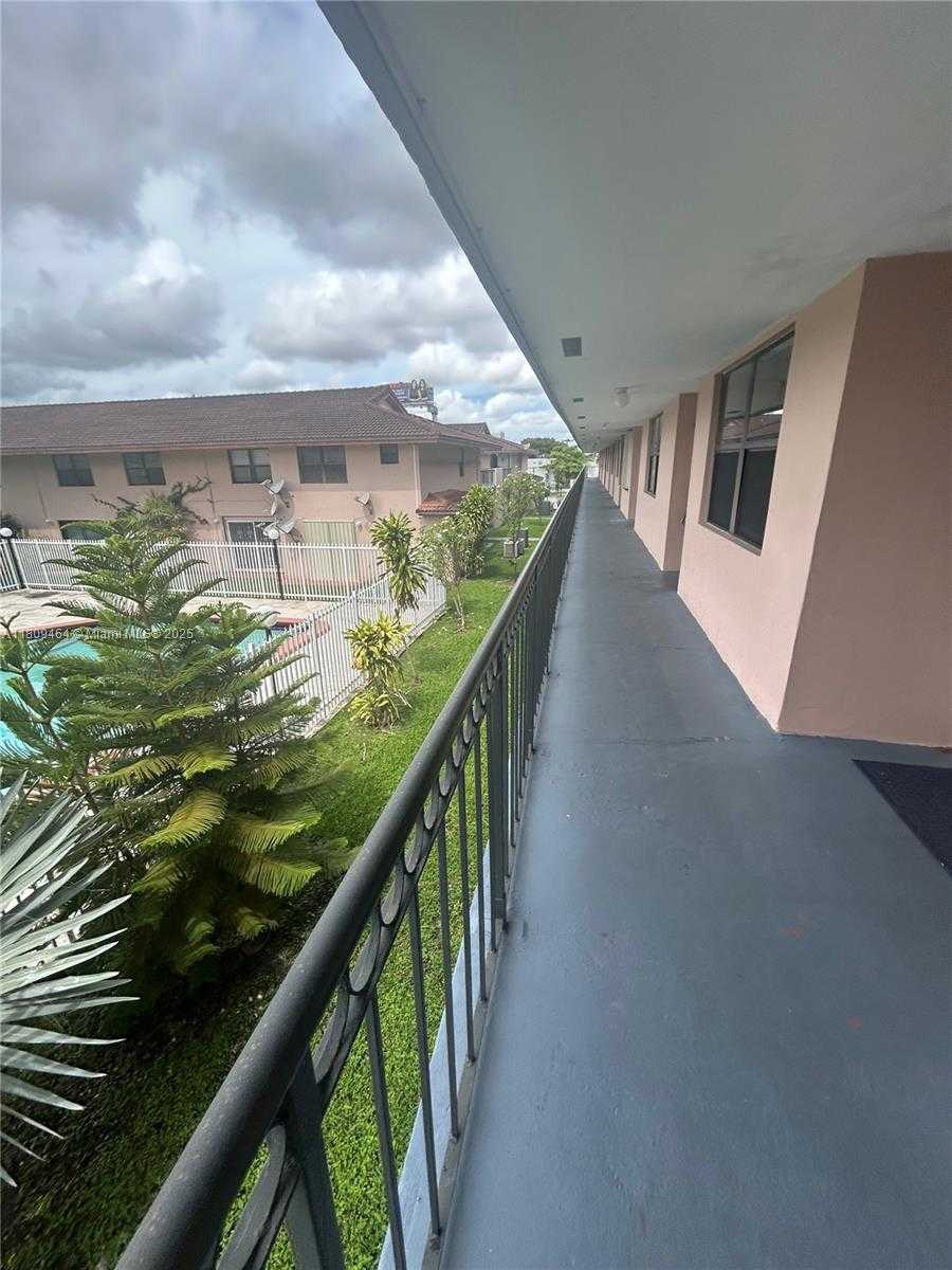 Small Image of 5851 WEST 20TH AVE #409, Hialeah Number 15