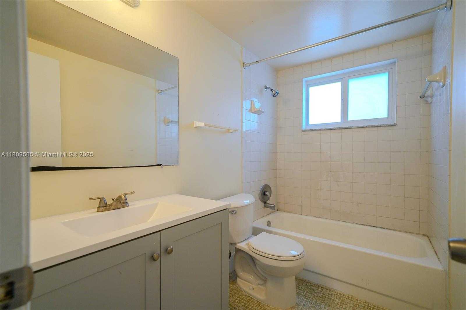 Small Image of 7800 CAMINO REAL #H-411, Miami Number 19