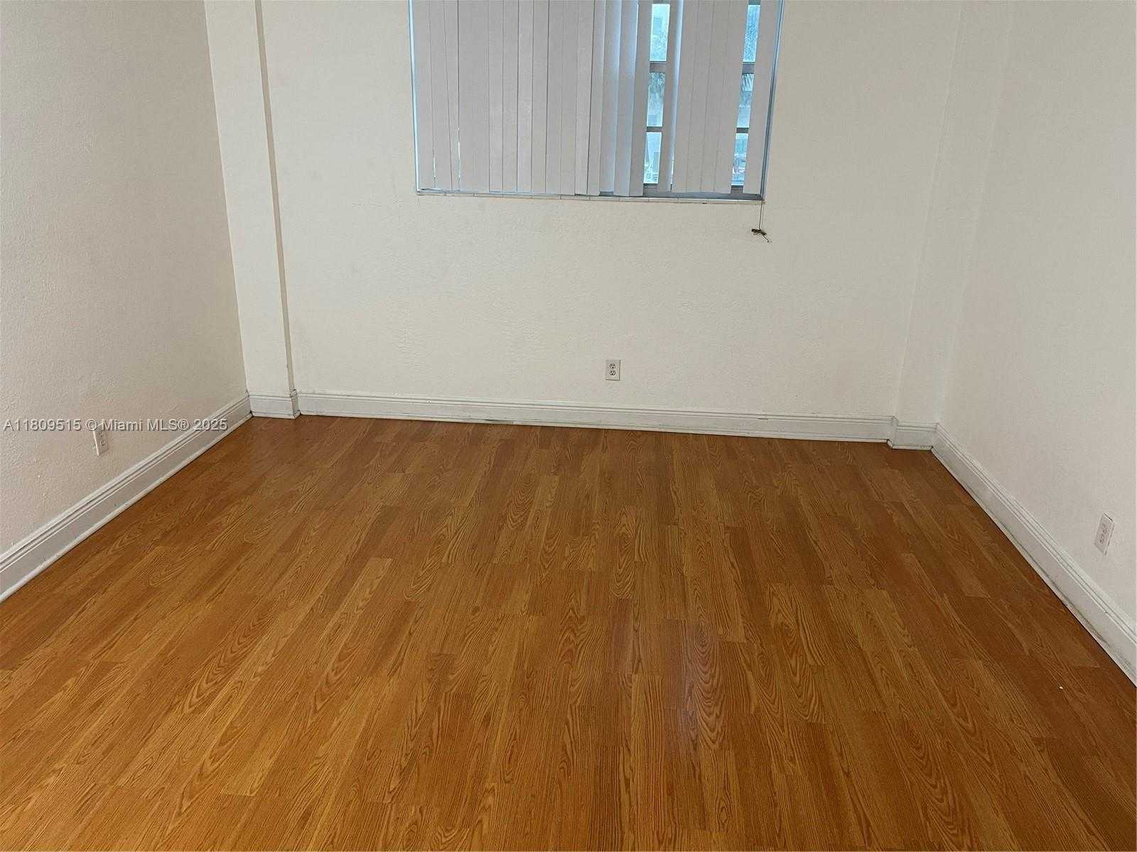 Small Image of 19390 COLLINS AVE #122, Sunny Isles Beach Number 9