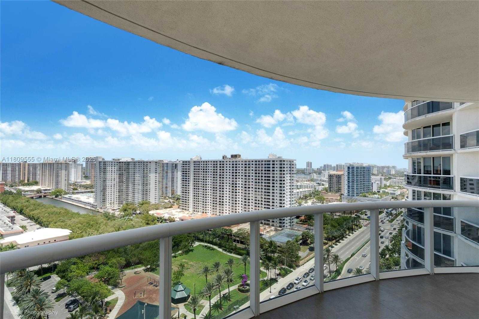 Small Image of 17201 COLLINS AVE #2006, Sunny Isles Beach Number 21